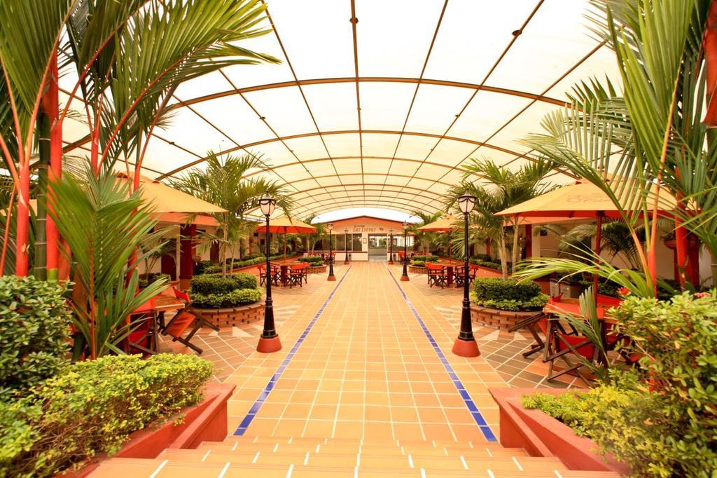 Hotel Hacaritama Colonial فيلافيسينسيو المظهر الخارجي الصورة