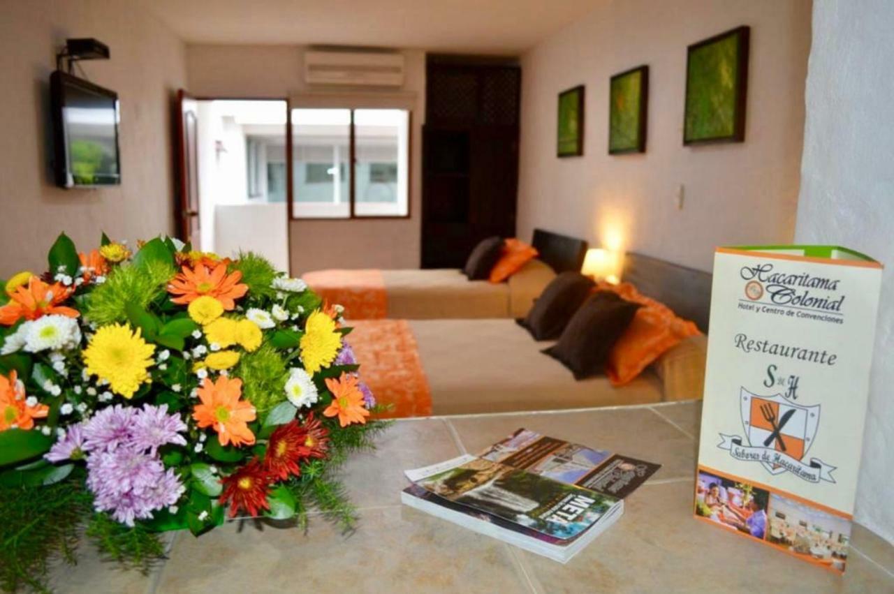 Hotel Hacaritama Colonial فيلافيسينسيو المظهر الخارجي الصورة